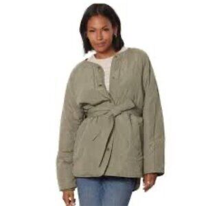 EVEREVE Womens Toni Quilted Jacket Sz L Green Coat Belted Snap Button Casual